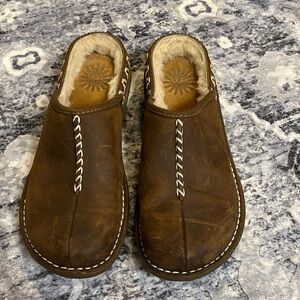 UGG Woman’s Tan Leather Slip-Ons